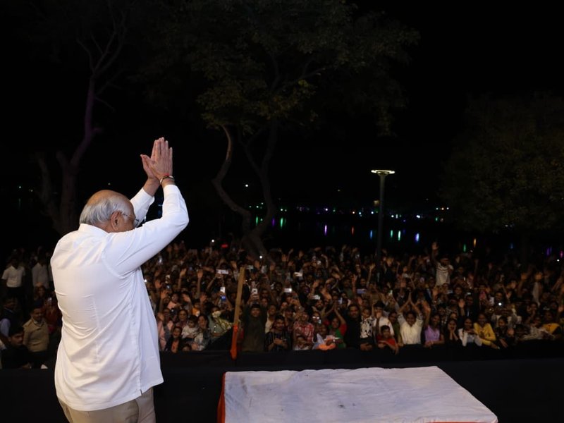 सीएम भूपेंद्र पटेल ने किया 16वें कांकरिया कार्निवल का उद्घाटन, अहमदाबाद को मिली करोड़ों की विकास परियोजनाएं