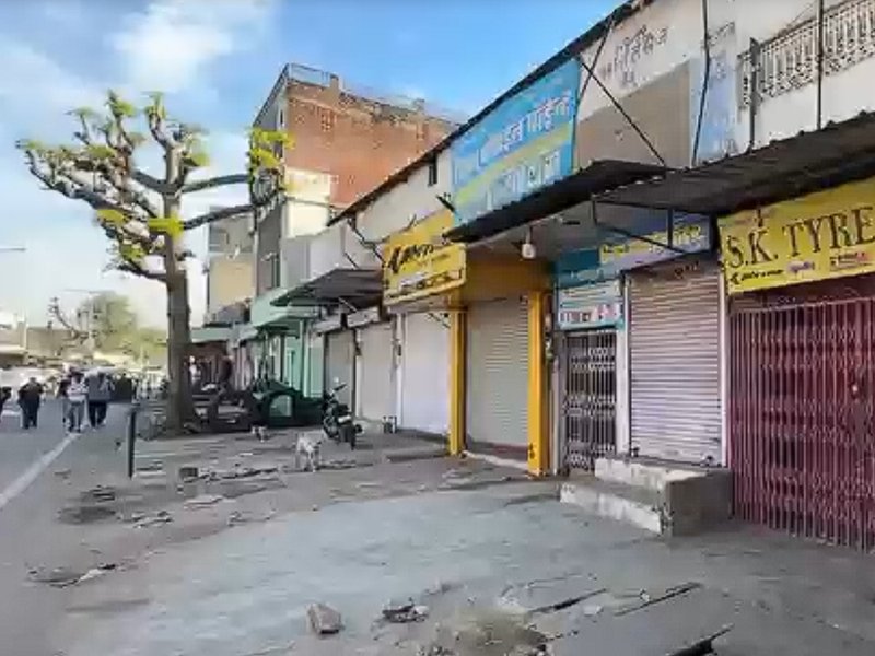 Six cops injured in stone pelting; WhatsApp, social media services suspended for 24 hours in Rajasthan's Chomu (Ld)