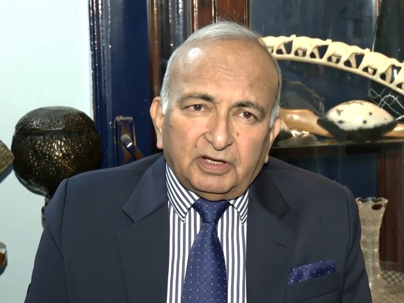 बांग्लादेश में राजनीतिक दलों के मुस्लिम समर्थक कट्टरपंथी दिखने की होड़ में हैं: पूर्व राजदूत महेश सचदेवा