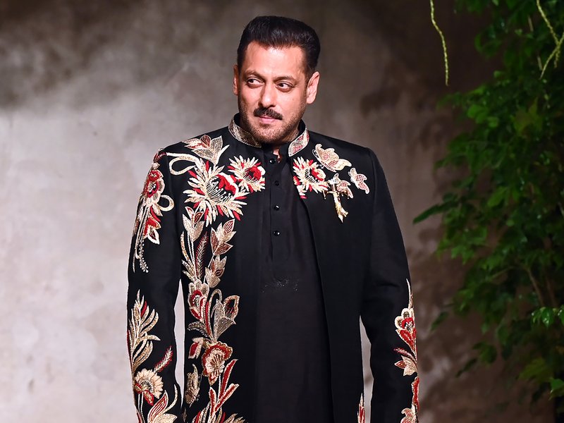 एक्शन, रोमांस और जबरदस्त डायलॉग्स, सलमान खान ने खास अंदाज से हिट कराई फिल्में