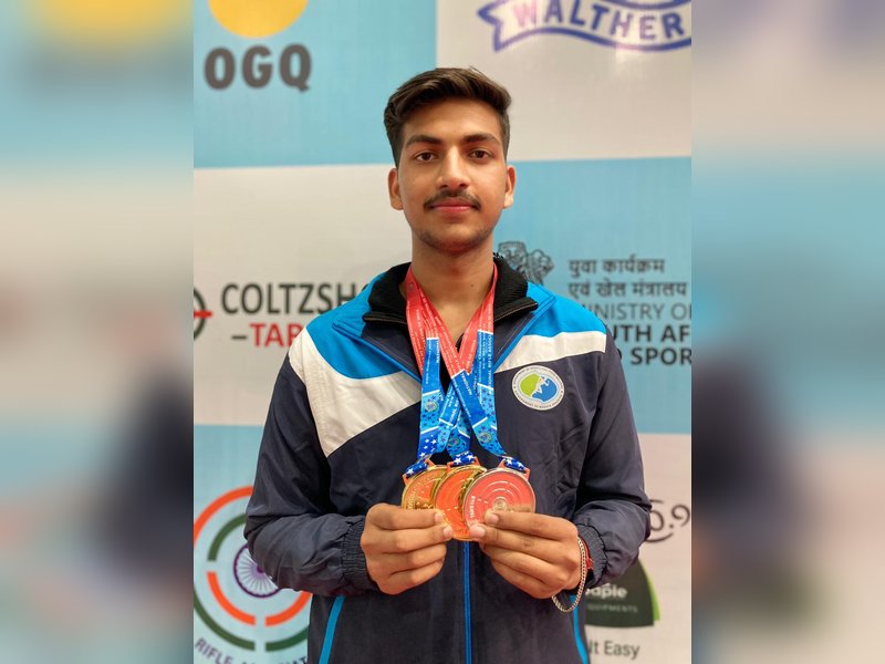 Suraj Sharma sweeps senior and junior 25m rapid fire pistol titles in the 68th National Shooting Championship Competitions at the Dr. Karni Singh Shooting Range in New Delhi on Friday. Photo credit: NRAI