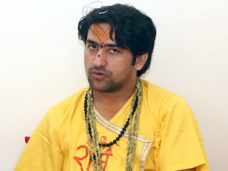 Dhirendra Shastri calls for vigilance over fresh lynching in B’desh, slams Baghel’s allegations (Photo: IANS)