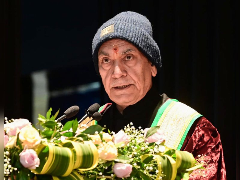 जम्मू-कश्मीर : आतंकियों से रिश्तों पर सख्त कार्रवाई, एलजी मनोज सिन्हा के नेतृत्व वाली सरकार ने 5 कर्मचारियों को किया बर्खास्त