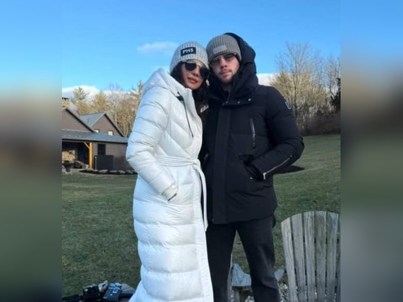 Priyanka Chopra shares a glimpse of the 'most wonderful time of the year' with her loved ones