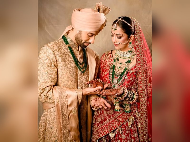 सिंहावलोकन 2025: सात फेरे लेकर एक-दूजे को दिया वचन, इस साल शादी के बंधन में बंधे ये सितारे