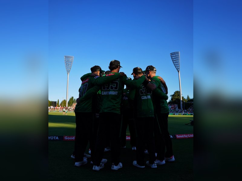 बीबीएल: जो क्लार्क की तूफानी पारी, मेलबर्न स्टार्स ने सिडनी थंडर्स को 9 विकेट से रौंदा