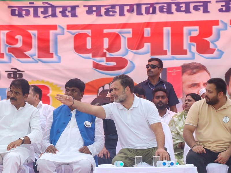 सिंहावलोकन 2025: इन बयानों के चलते गरमाई राजनीति, विवाद से बढ़ा सियासी पारा