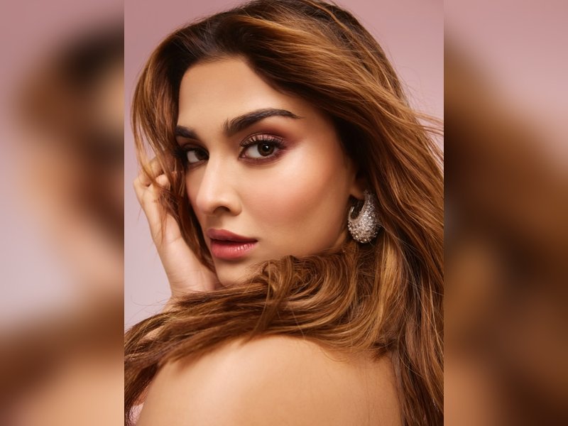 Saiee M Manjrekar opts for quiet New Year at her ‘second home’ Matheran