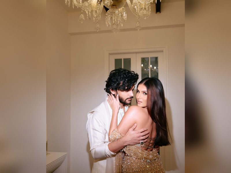 Tara Sutaria shares pictures of her ‘hearts’ Veer Pahariya, Orry 