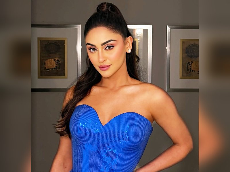 Krystle D’Souza shares how Ranveer Singh boosted her confidence on the sets of ‘Dhurandhar’