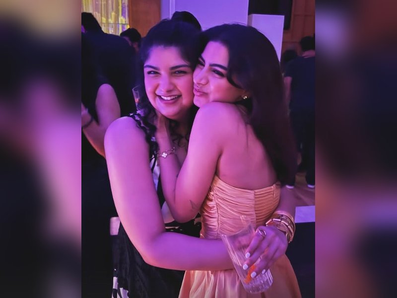 Khushi Kapoor wishes happy birthday to the 'best human' Anshula Kapoor