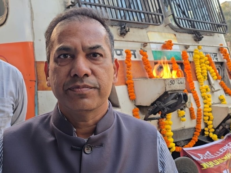 हम देंगे यात्रियों को सुरक्षित सफर की गारंटी, 'कवच' बचाएगा जान: वडोदरा डीआरएम राजू भड़के