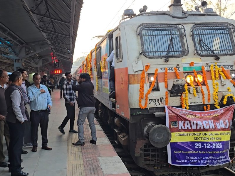 Kavach 4.0 commissioned on Bajwa-Ahmedabad section, Vadodara DRM explains safety features (Photo: IANS)