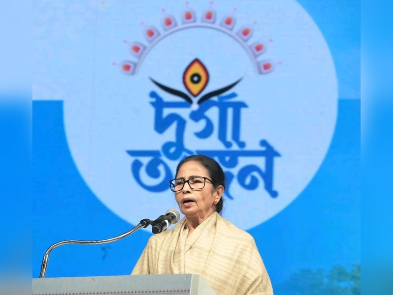 Mamata lays foundation stone for Durga temple at New Town, announces date for Mahakal temple at Siliguri
