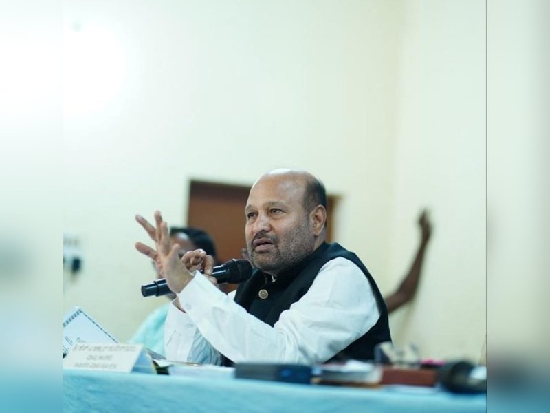 Congress leadership row: Dy CM Shivakumar will become K'taka CM on Jan 6 or 9, says legislator Iqbal Hussain