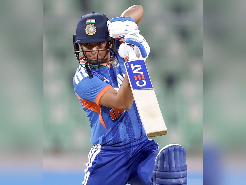 Harmanpreet's 68 and late blitz from Arundhati help India post 175/7 in the fifth and final T20I match of the series at the Greenfield International Stadium in Thiruvananthapuram on Tuesday. Photo credit: BCCI/X