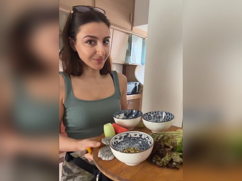 Green juice, soha ali khan