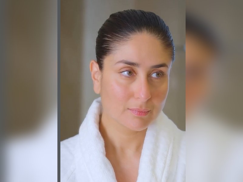 Kareena Kapoor Khan clicks a shy Jeh on train: ‘Who that boy’