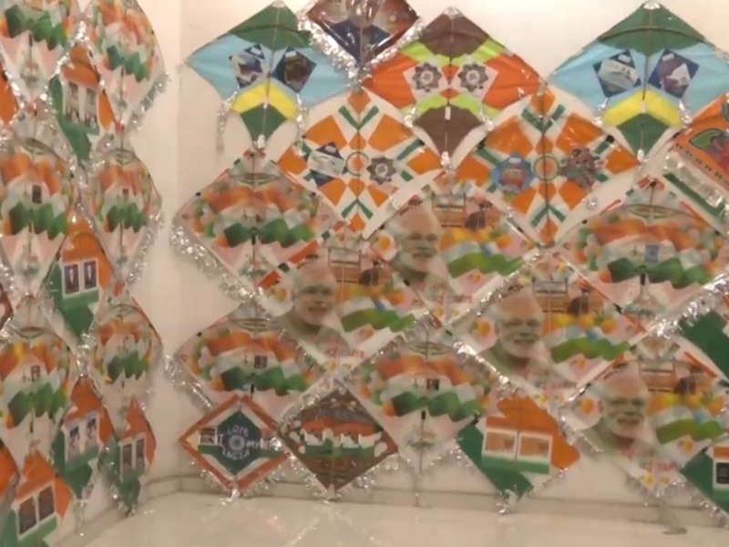 PM Modi-themed kites dominate Gujarat markets ahead of International Kite Festival (Photo: IANS)