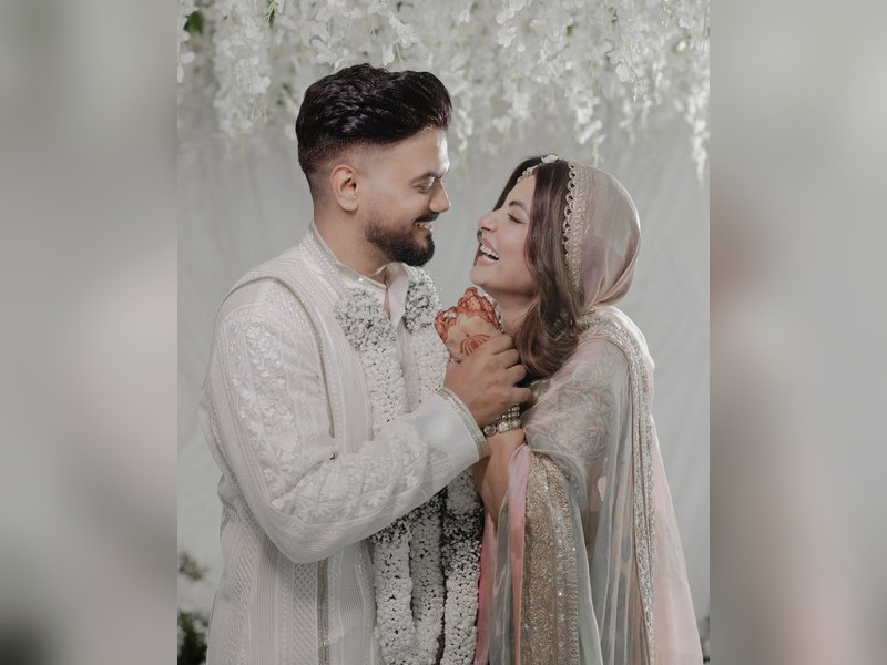 Hina Khan expresses what ‘intimacy’ means to her after 13 years of togetherness with Rocky Jaiswal