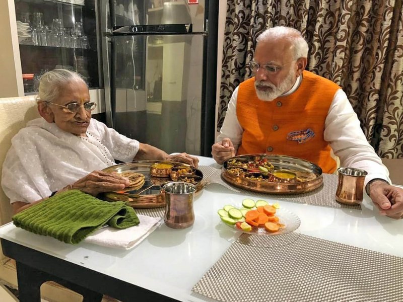 Heeraben Modi’s third death anniversary: Manoj Muntashir shares heart-wrenching account of PM's grief (Photo: IANS)