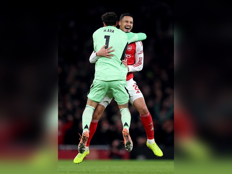 Premier League: Arsenal thrash Villa to end year 5 points clear at the top