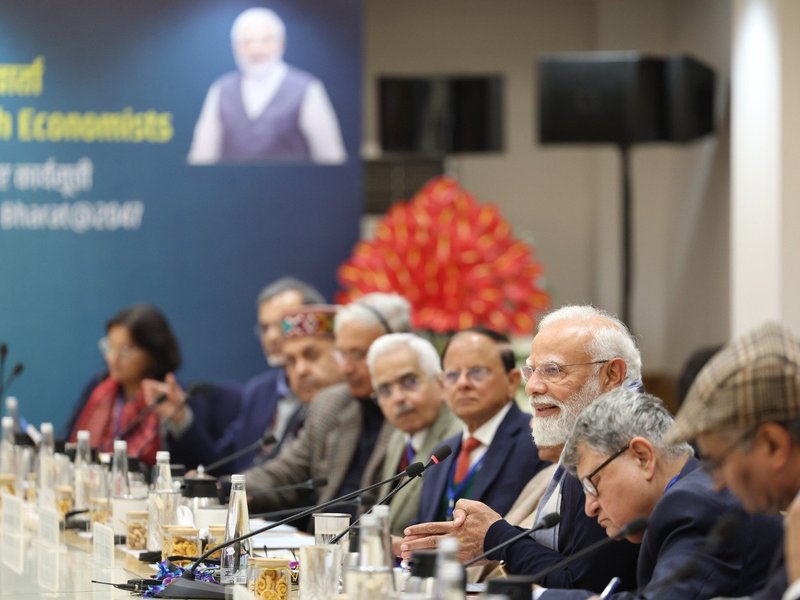 अर्थशास्त्रियों और विशेषज्ञों के साथ मुलाकात पर पीएम मोदी ने कहा- सार्थक संवाद हुआ