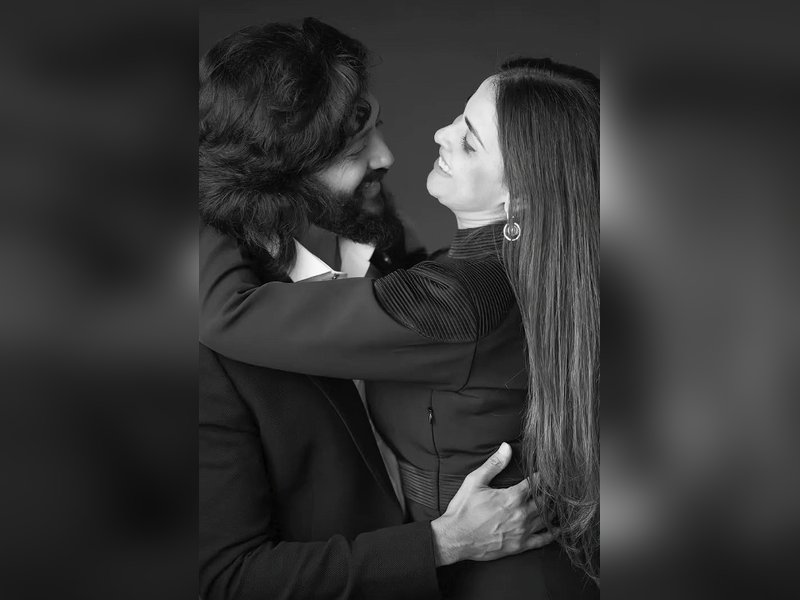 Genelia Deshmukh wraps up 2025 by cherishing precious moments that matter the most