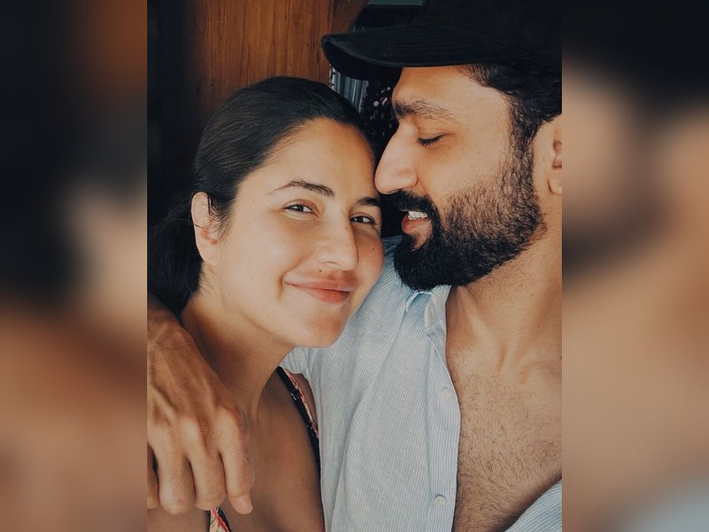 Vicky Kaushal, Neha Dhupia, Randeep Hooda & other Bollywood celebrities bid farewell to 2025, share their best life moments from the year