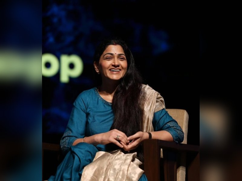 2025 was like Madras mixture, says actress Khushbu (Photo Credit: Khushbu/Instagram)