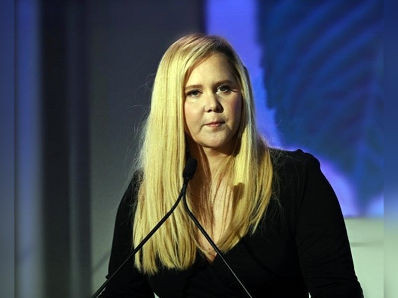 Amy Schumer shares self-deprecating post-divorce photo 