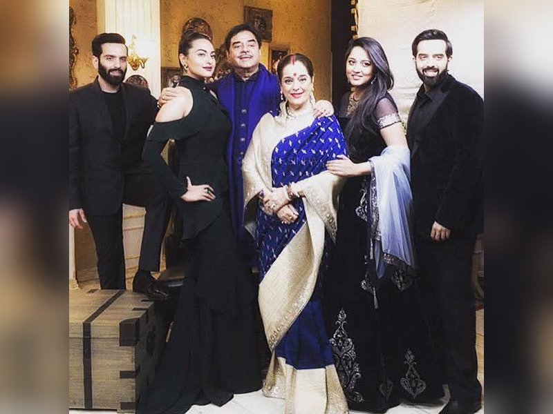 Shatrughan Sinha celebrates New Year with throwback family pictures