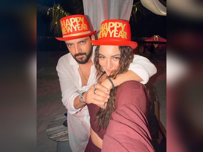 Sonakshi Sinha, Zaheer Iqbal have a blast on their exotic Maldives trip, welcome 2026 in style