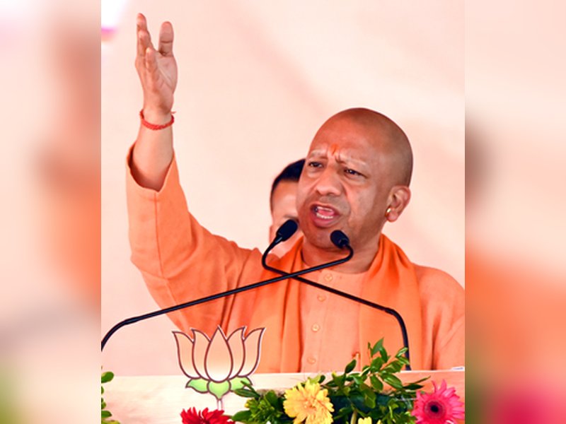 गरीबी मुक्त यूपी : योगी सरकार का मॉडल ले रहा आकार, अंतिम व्यक्ति तक लाभ पहुंचाना लक्ष्य