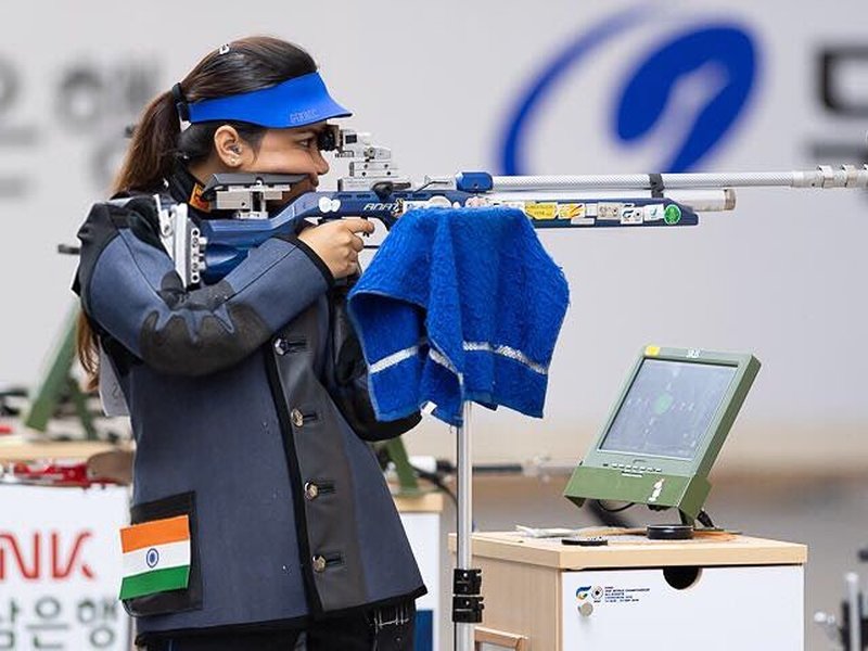 अपूर्वी चंदेला: विरासत में मिली शूटिंग, परदादा रहे मशहूर ओलंपियन करणी सिंह के कोच