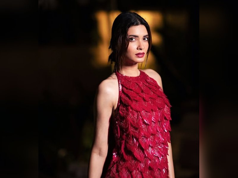 को-एक्टर्स से दोस्ती हो या न हो, अभिनय पर नहीं पड़ना चाहिए असर: डायना पेंटी