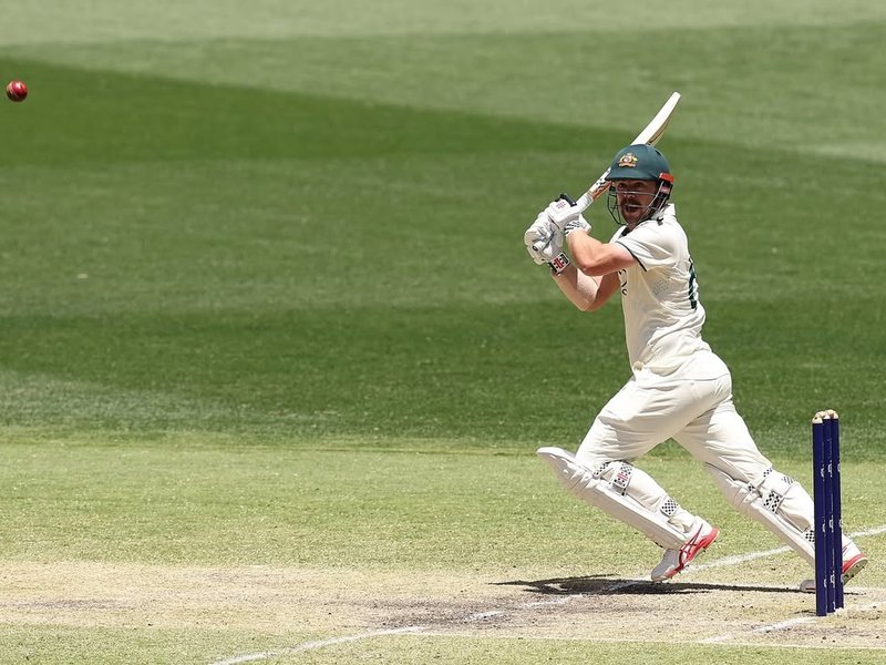 एशेज: इंग्लैंड 384 रन पर ऑलआउट, ट्रेविस हेड ने दिलाई ऑस्ट्रेलिया को शानदार शुरुआत