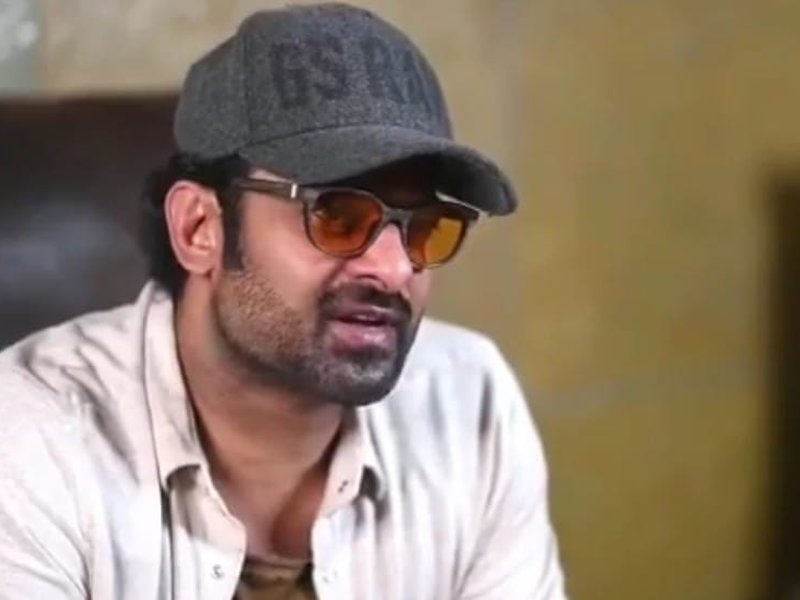 Boman Irani shares his experience of working with Prabhas, says he's very grounded