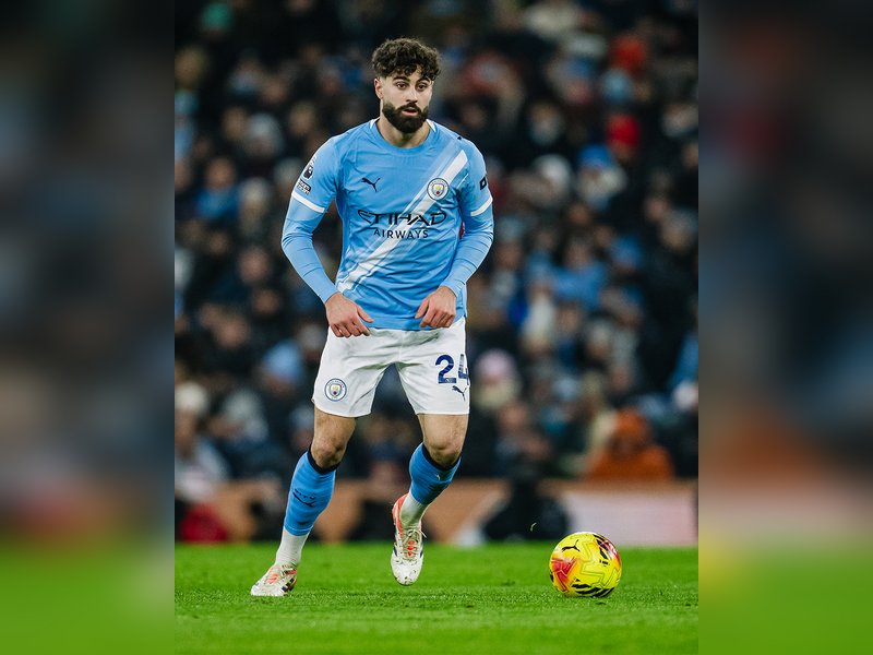 Man City defender to undergo surgery for tibial fracture in his right leg