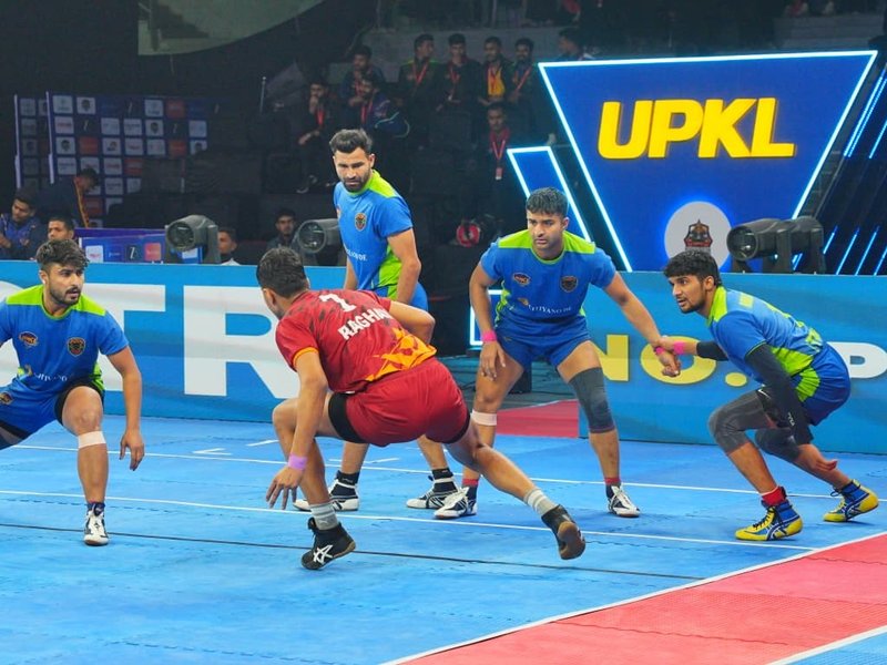 Purvanchal Panthers stun Kanpur Warriors to stay alive in the do-or-die week of Season 2 of the Uttar Pradesh Kabaddi League (UPKL) in Noida on Tuesday. Photo credit: UPKL