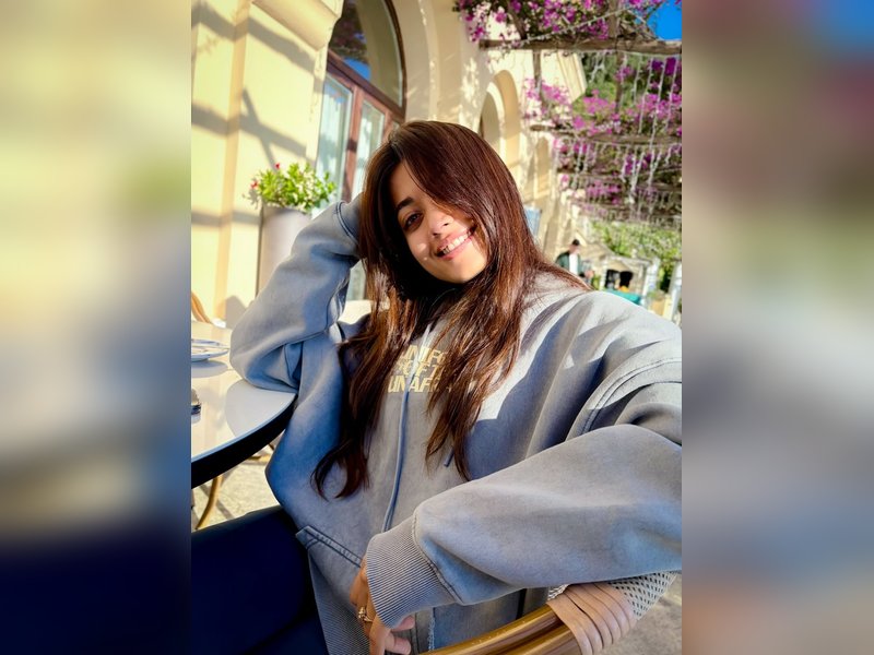 Rashmika Mandanna's Italy trip was all about love, laughter & a tummy filled with cheese