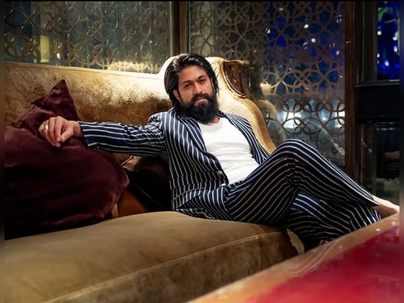 अभिनेता यश ने जेब में 300 रुपए लेकर छोड़ा घर, सपनों के पीछे भागते हुए बन गए सुपरस्टार