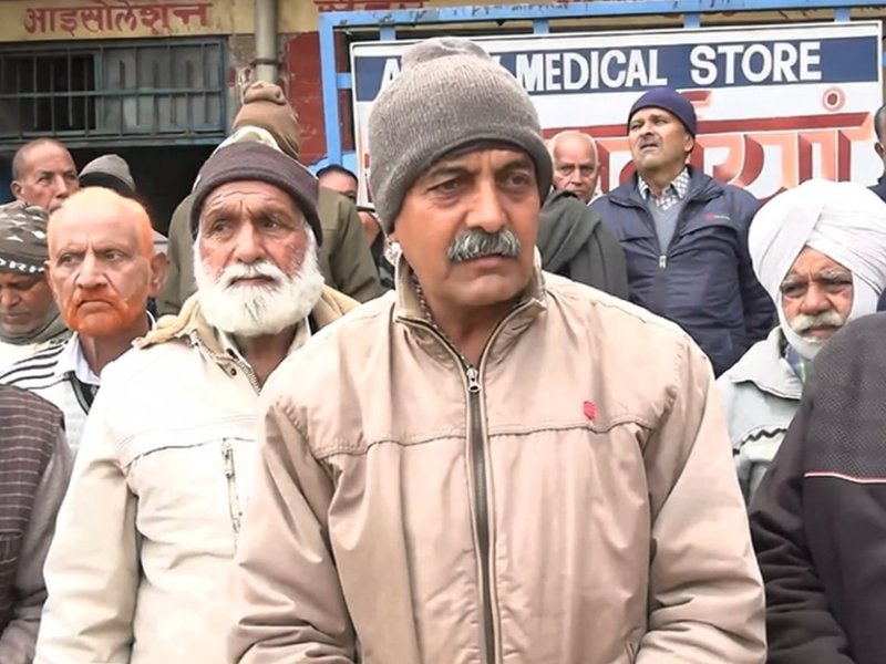 हिमाचल प्रदेश में एचआरटीसी पेंशनर्स का सरकार के खिलाफ प्रदर्शन, समय पर पेंशन नहीं मिलने से बढ़ा आक्रोश