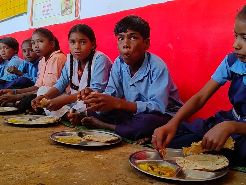 दमोह में पीएम मोदी की इस योजना से बदली ग्रामीण महिलाओं की जिंदगी 