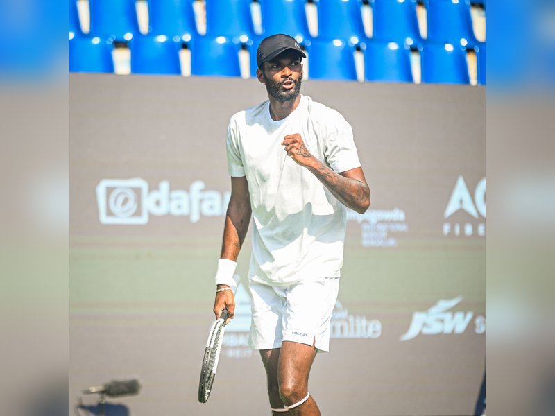 Bengaluru Open 2026: Dhakshineswar Suresh and Manas Dhamne march into quarter-finals, Sumit Nagal bows out 