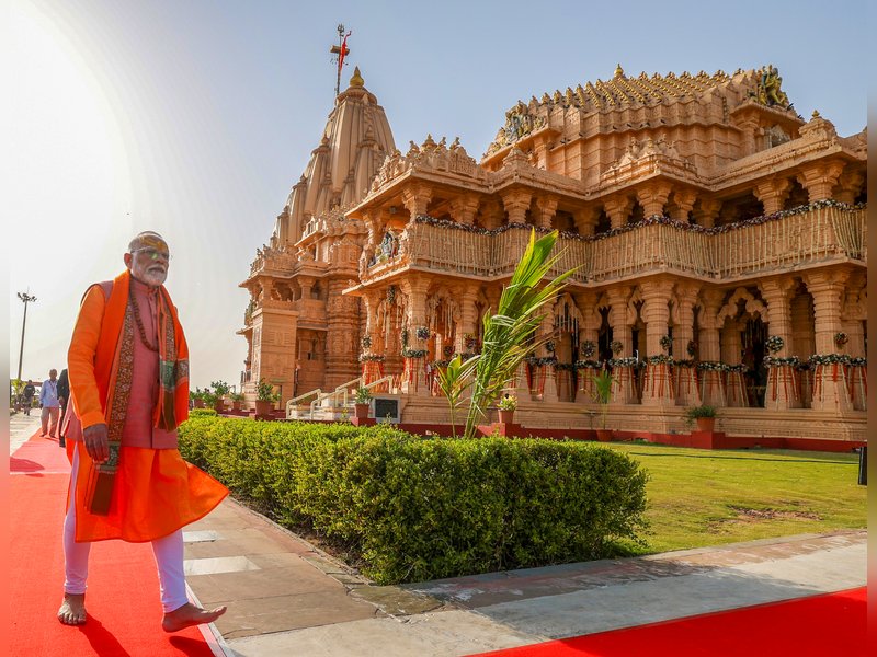 सोमनाथ स्वाभिमान पर्व: पीएम मोदी ने देशवासियों से की जश्न में शामिल होने की अपील, पुरानी तस्वीरें कीं शेयर