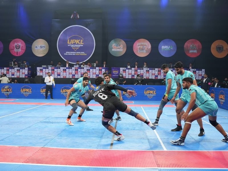Ganga Kings of Mirzapur derail Gazab Ghaziabad’s top four hopes in a Do-or-Die Week clash in Season 2 of the Uttar Pradesh Kabaddi League (UPKL) in Noida on Thursday. Photo credit: UPKL
