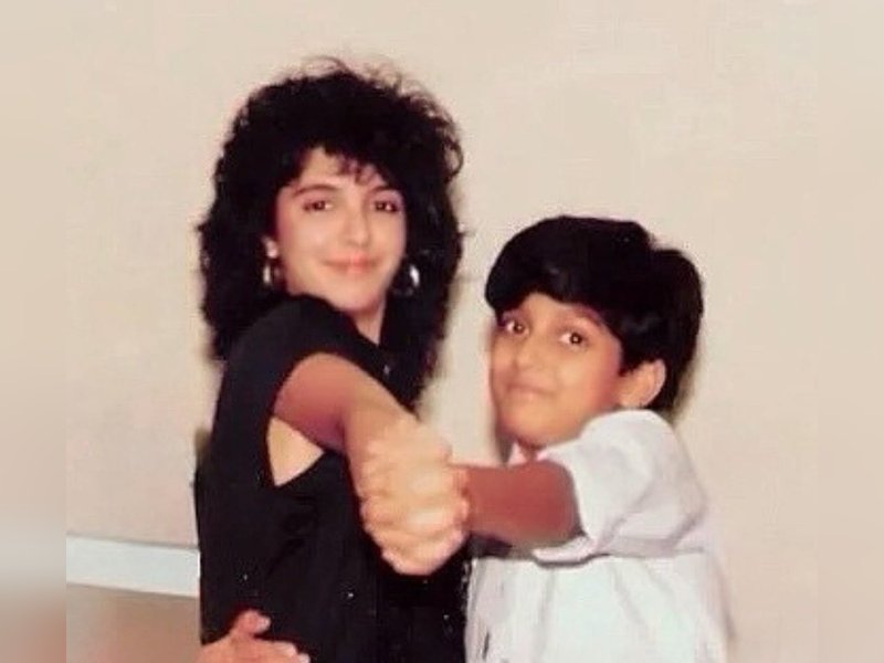 Zoya Akhtar celebrates ‘happiness’ as Farah Khan, Farhan Akhtar turn a year older