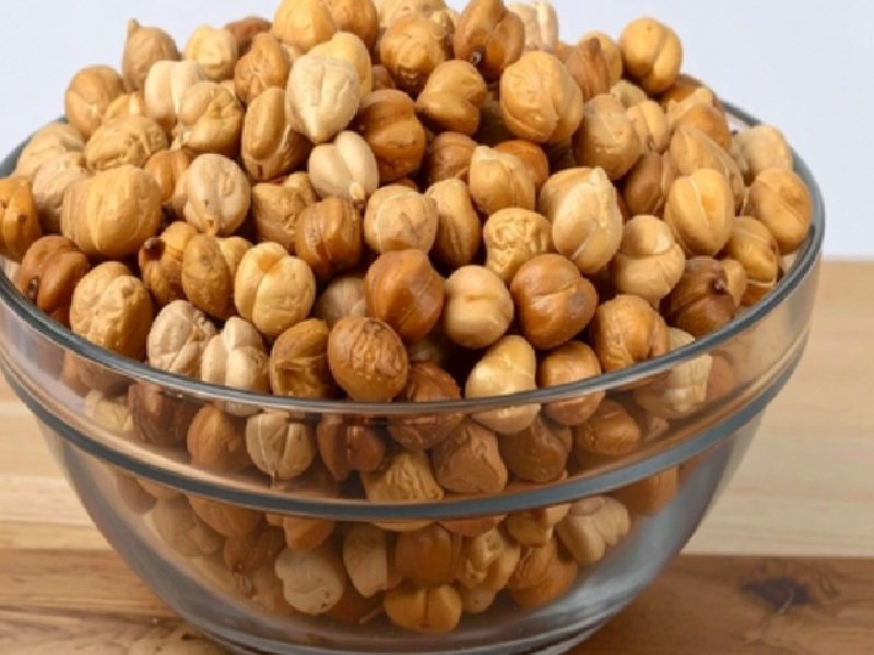 सर्दियों में महसूस होती है थकान तो इस तरह करें भुने चने का सेवन, जानें सेवन के फायदे