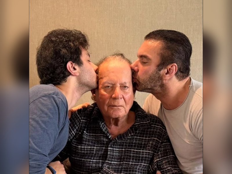 Sohail Khan shares a frame with three generations of the Khan family, says 'living a dream' 